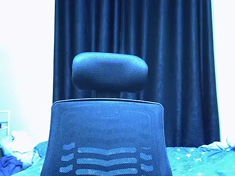 Snapshot of Horny-slut_ chatting on November 17, 2025, 4:24 pm Horny-slut online show from November 17, 2025, 4:24 pm