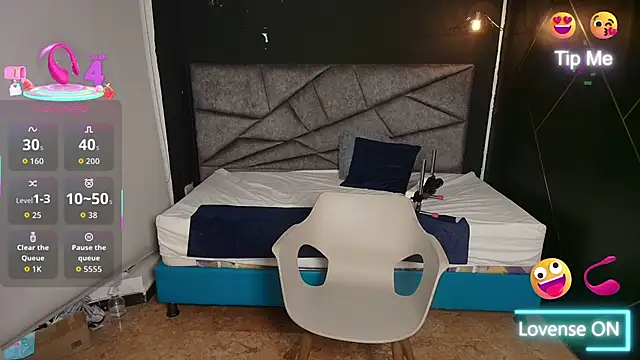 NatashaMason  online show from September 23, 2025, 12:08 pm