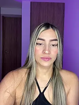 Issabela G1 online show from December 14, 2024, 2:45 am