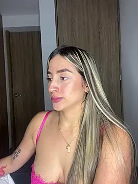 Issabela G1 online show from December 31, 2024, 5:11 am