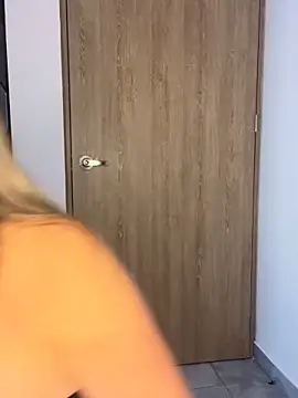 Issabela G1 online show from March 20, 2025, 4:51 am