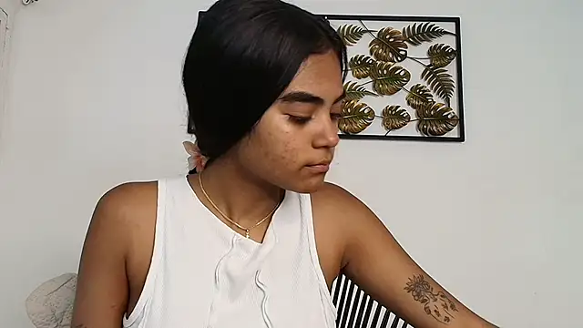 julieta aguilar1 online show from October 5, 2025, 7:23 pm