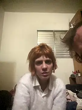 spacegirlll online show from September 29, 2025, 9:41 pm