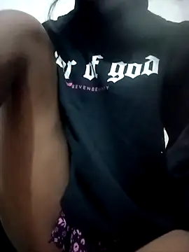 zoya khan25 online show from December 4, 2024, 11:46 pm