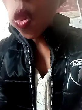 zoya khan25 online show from December 9, 2024, 6:55 am