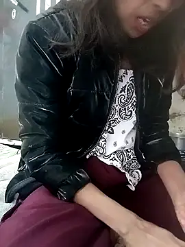 zoya khan25 online show from December 16, 2024, 7:48 am