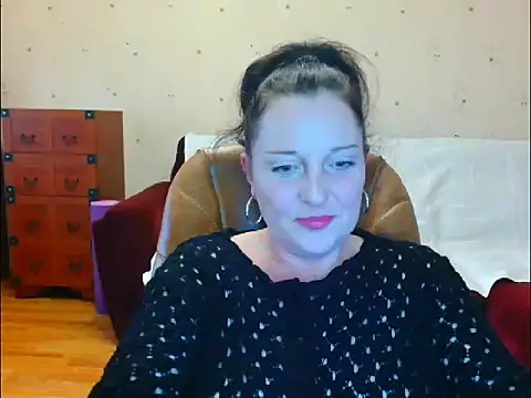 Alice3694 online show from January 27, 2025, 12:05 pm