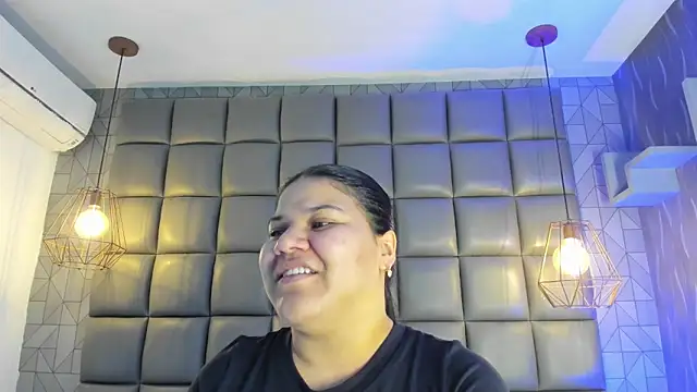 mile uribe online show from September 21, 2025, 3:30 am