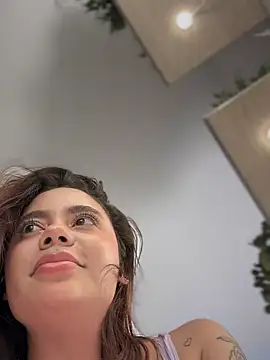 Aryrosee online show from February 20, 2025, 4:18 am