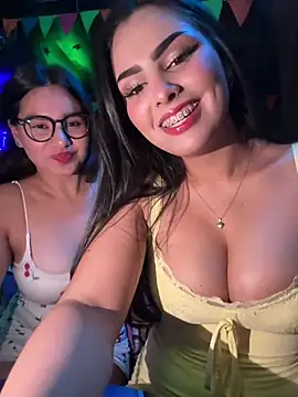 Maddy Rouse  online show from April 22, 2026, 10:55 pm