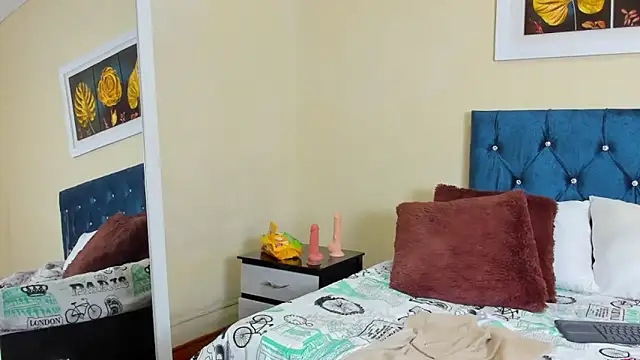 Snapshot of emagarcia chatting on December 26, 2024, 4:14 pm emagarcia online show from December 26, 2024, 4:14 pm