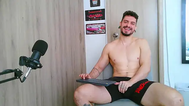 Aaron kwok28 online show from January 8, 2026, 6:43 pm