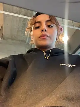 Katee Jones online show from January 8, 2025, 10:37 pm