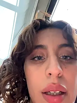 Katee Jones online show from September 30, 2025, 10:15 pm