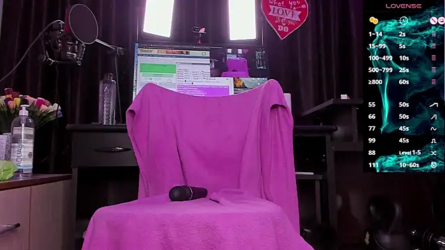 Raissa sky26 online show from December 27, 2024, 5:42 am