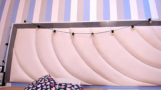 BritneyCollins online show from March 26, 2026, 1:06 pm