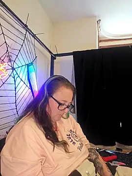 Bunny Cummings online show from September 27, 2025, 4:23 pm