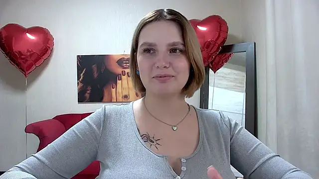 DianeMills online show from February 22, 2025, 2:52 pm