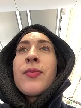 Holly Play online show from February 11, 2025, 10:26 am