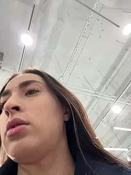 Holly Play online show from February 21, 2025, 8:51 am