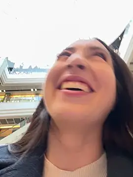 Holly Play online show from March 21, 2025, 12:06 pm