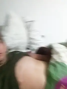 Snapshot of Alexand1999 chatting on December 21, 2025, 10:39 pm Alexand1999 online show from December 21, 2025, 10:39 pm