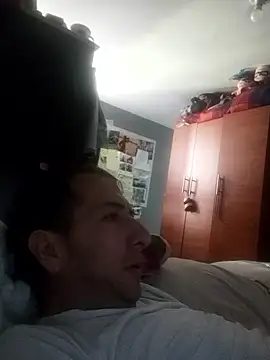 Snapshot of Alexand1999 chatting on January 11, 2026, 2:33 pm Alexand1999 online show from January 11, 2026, 2:33 pm