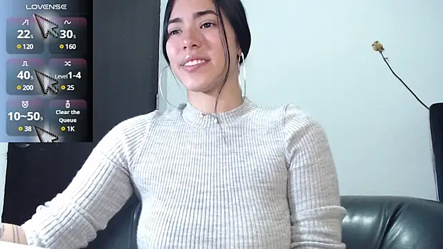 LESLIEBLACK  online show from January 29, 2025, 11:46 pm