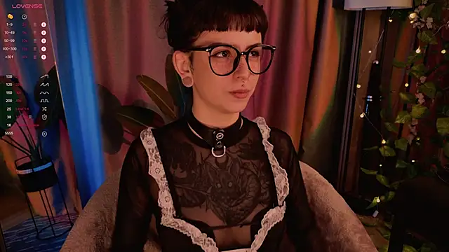 MichaellaMoon online show from January 28, 2025, 1:50 am