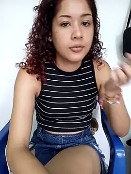 Caccau scorpion online show from February 26, 2025, 7:05 pm