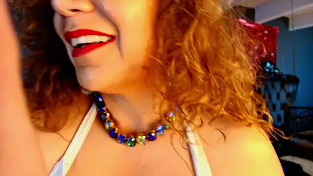 MelaniaKnauss online show from November 7, 2025, 7:47 pm