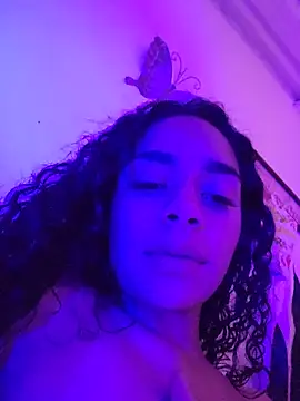 lali2gab online show from May 15, 2026, 11:45 pm