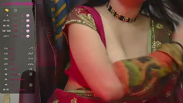 Hoty-Bhabi online show from December 15, 2024, 1:00 pm