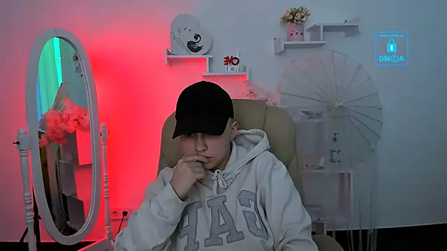 Dolly  Queen  online show from January 23, 2025, 8:13 pm