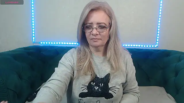 IvanaCharm online show from February 15, 2025, 4:47 am