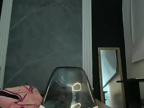 YummyDuooo online show from March 8, 2025, 11:05 am