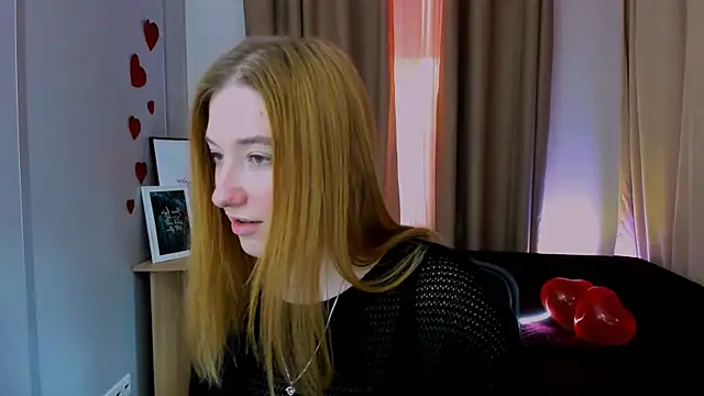 Snapshot of daisy_candy chatting on February 26, 2025, 1:41 pm daisy candy online show from February 26, 2025, 1:41 pm