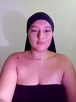 Celeste camila18 online show from October 4, 2025, 8:18 pm