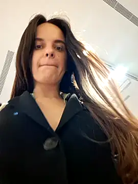 Snapshot of RaonXO chatting on February 1, 2025, 6:08 pm RaonXO online show from February 1, 2025, 6:08 pm