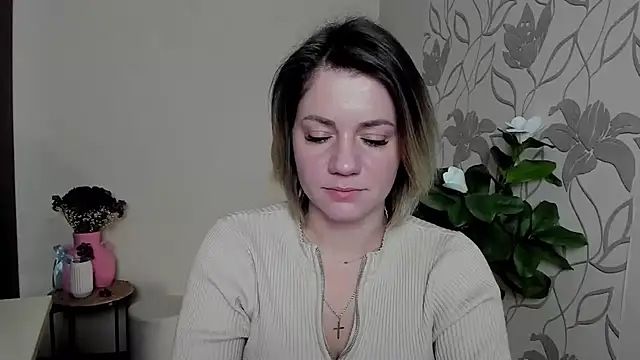 MariaSttone online show from February 18, 2025, 7:09 pm