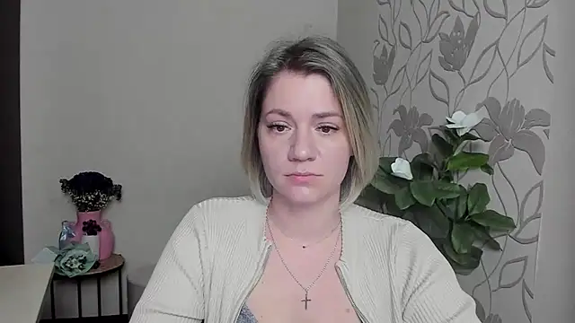 MariaSttone online show from March 17, 2025, 10:17 pm