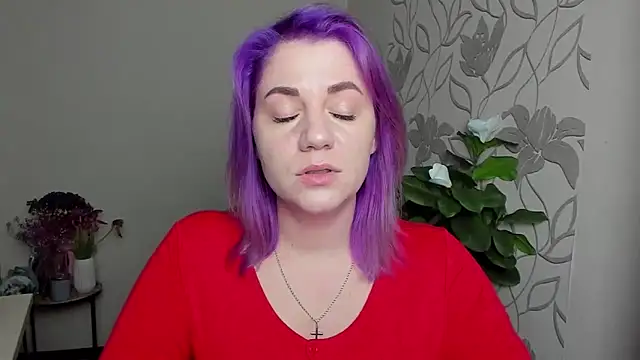 MariaSttone online show from March 15, 2026, 7:42 pm