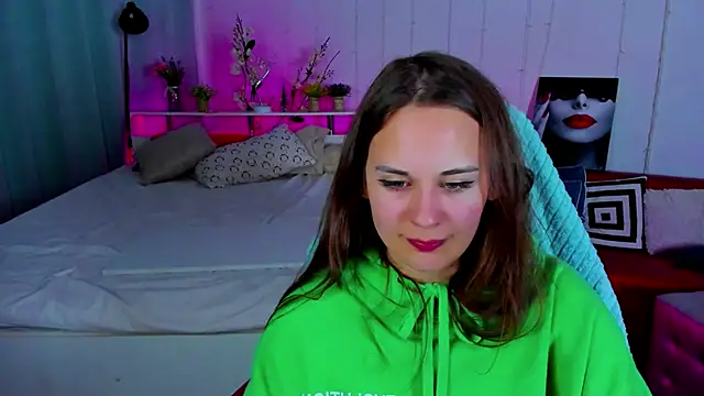 Makima lee online show from March 11, 2025, 7:47 pm