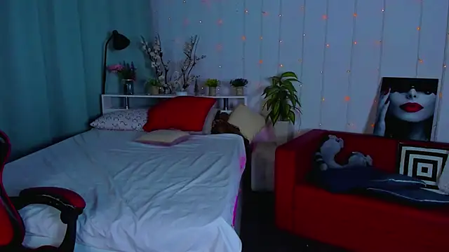 Makima lee online show from March 22, 2025, 7:42 pm