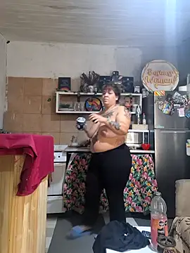 Naturalmenteyoo online show from March 6, 2026, 8:38 pm