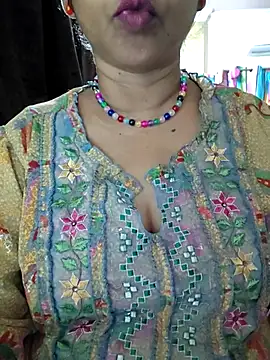 Snapshot of Bangarupapa chatting on July 7, 2026, 8:18 am Bangarupapa online show from July 7, 2026, 8:18 am