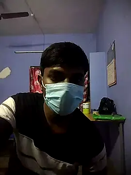 Tamilandteluguboy14 online show from December 18, 2024, 12:07 pm