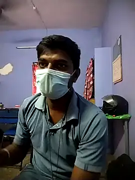 Tamilandteluguboy14 online show from December 24, 2024, 10:55 am