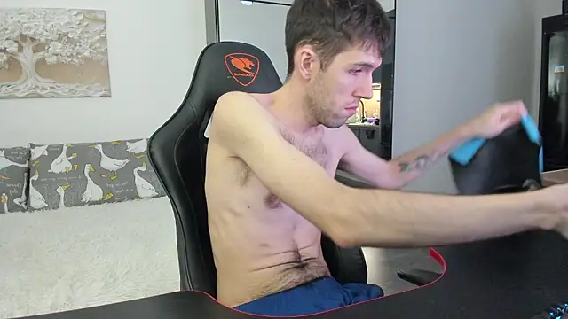 White Dylan online show from March 13, 2026, 8:37 pm