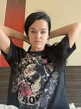 Snapshot of English-Chloe96 chatting on February 3, 2025, 3:31 am English-Chloe96 online show from February 3, 2025, 3:31 am